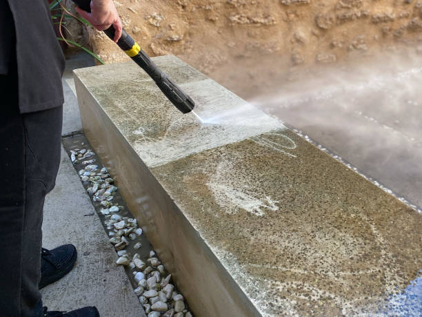 Best Garage Pressure Washing  in Salyersville, KY